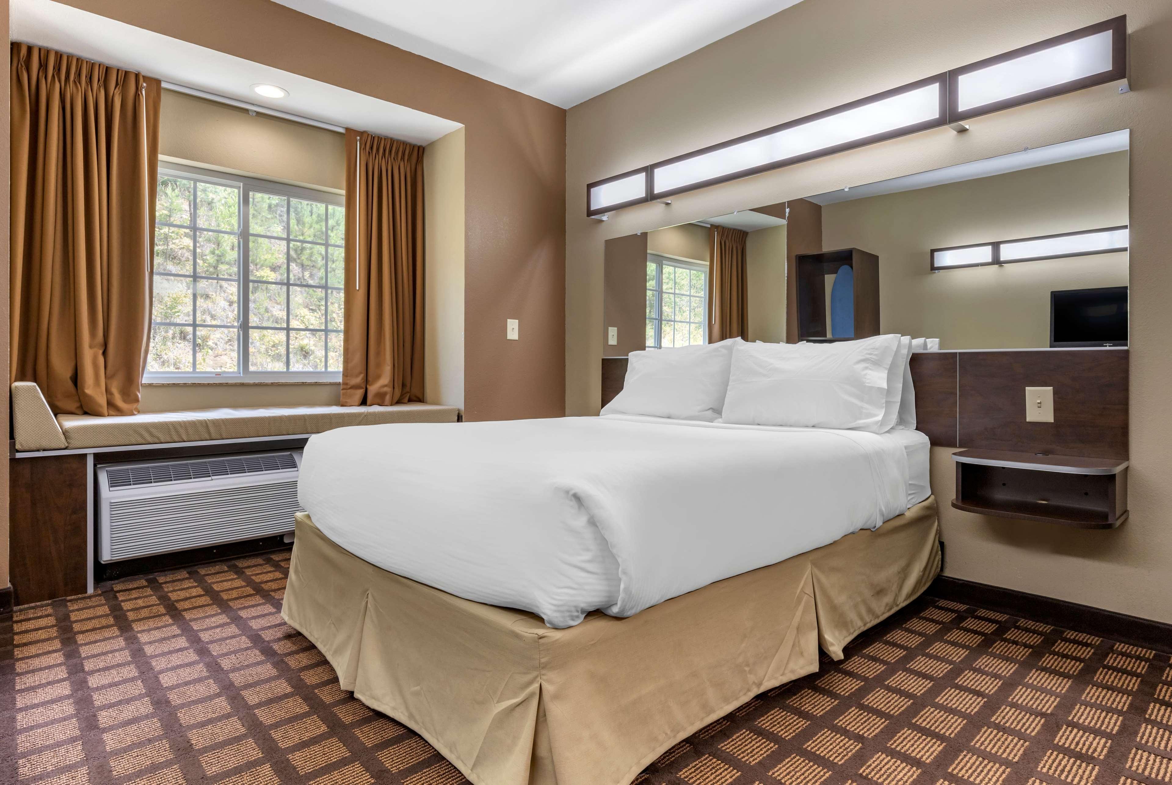 Microtel Inn & Suites Dillsboro/Sylva Bagian luar foto