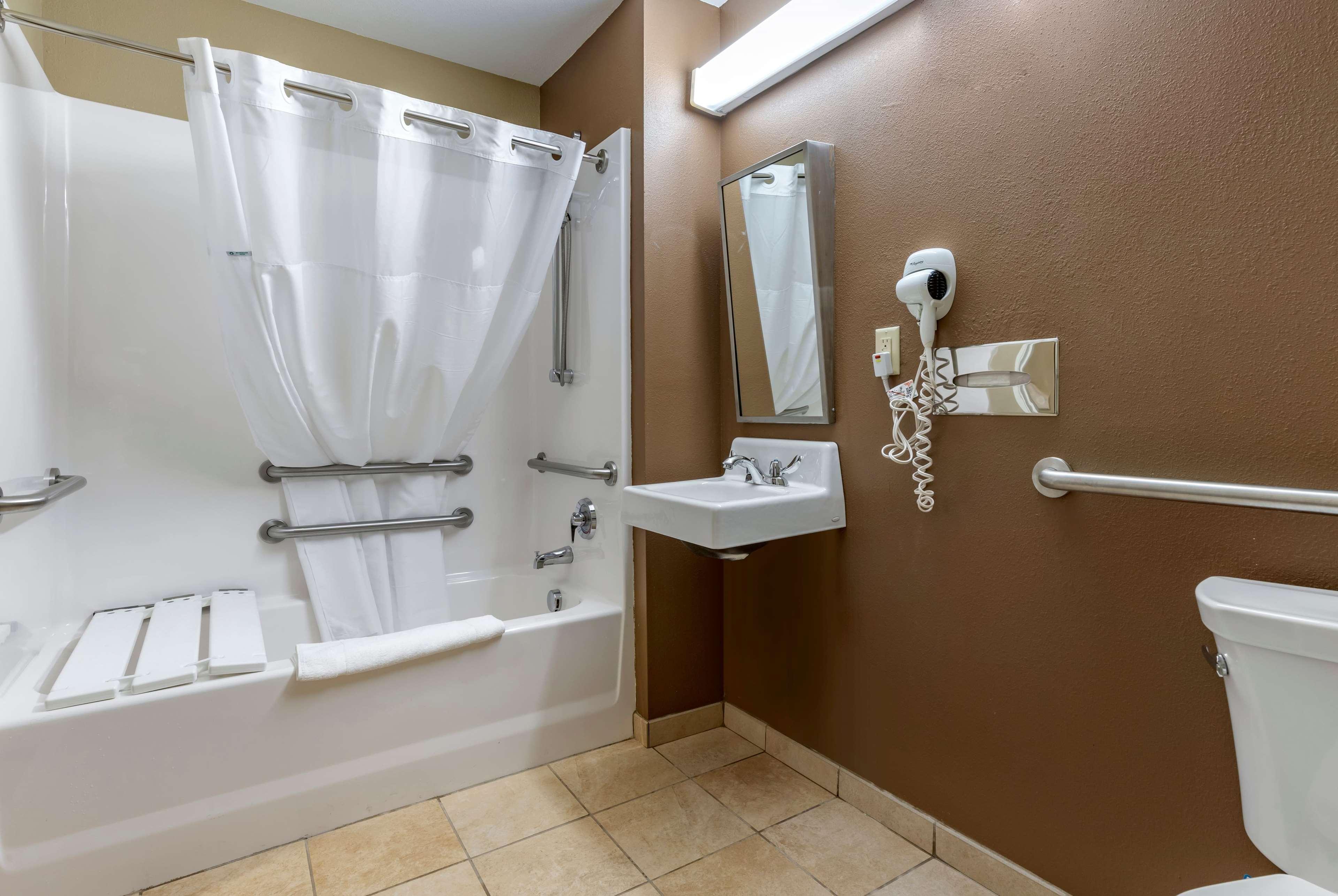 Microtel Inn & Suites Dillsboro/Sylva Bagian luar foto