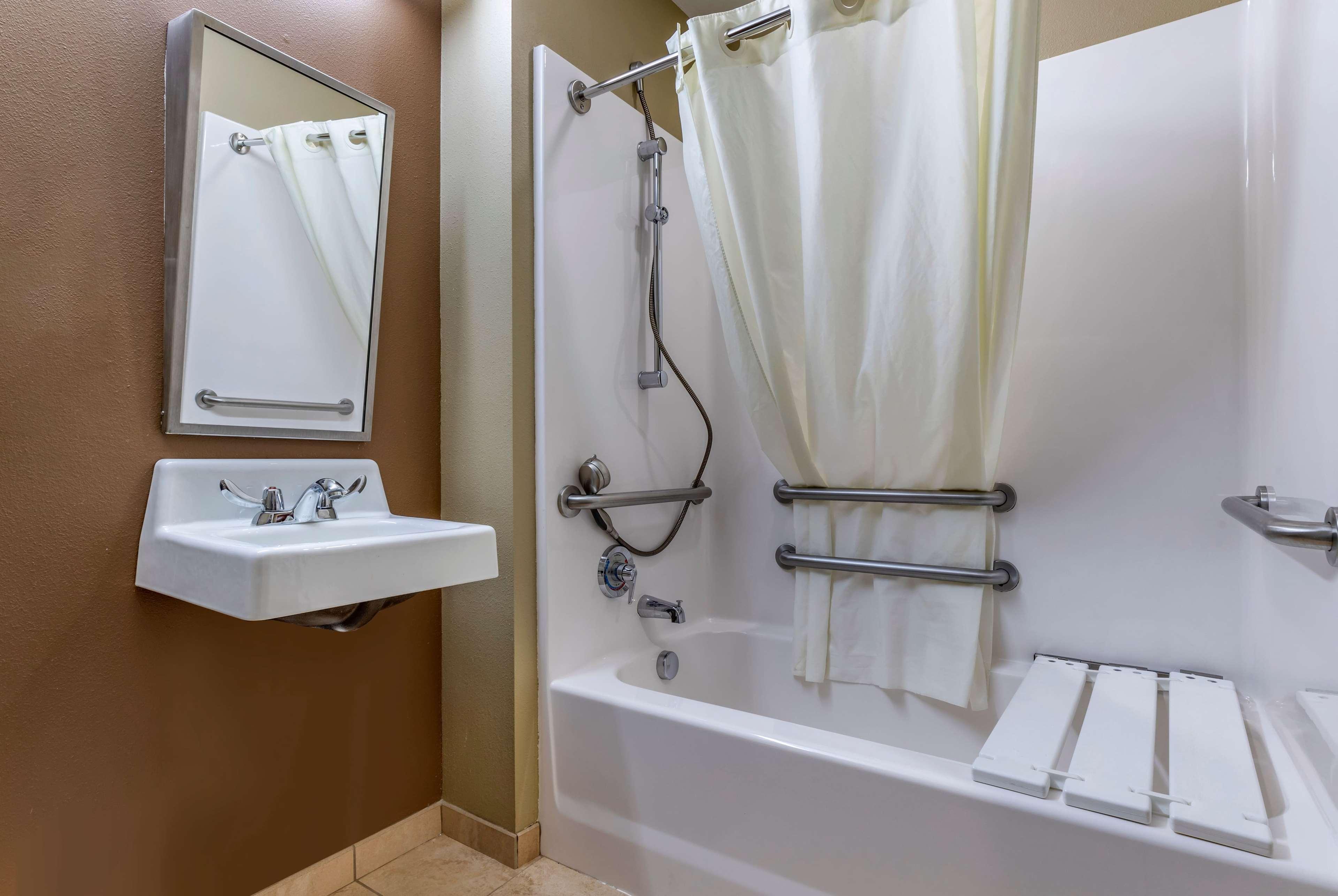 Microtel Inn & Suites Dillsboro/Sylva Bagian luar foto